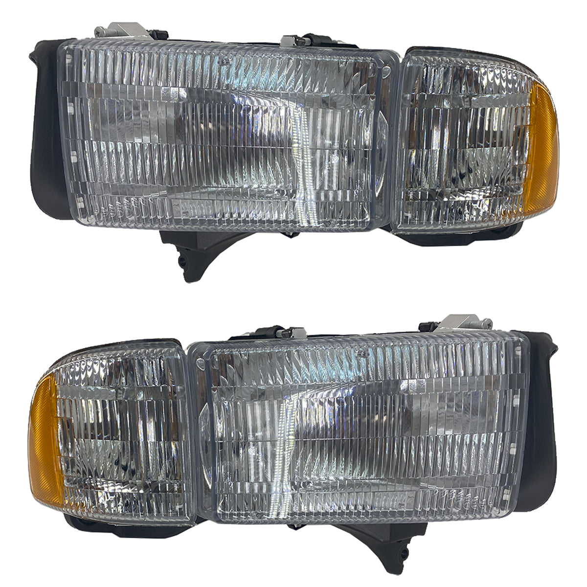FARO RAM PU 94-02 C/CUARTOS JGO 2PZ CN