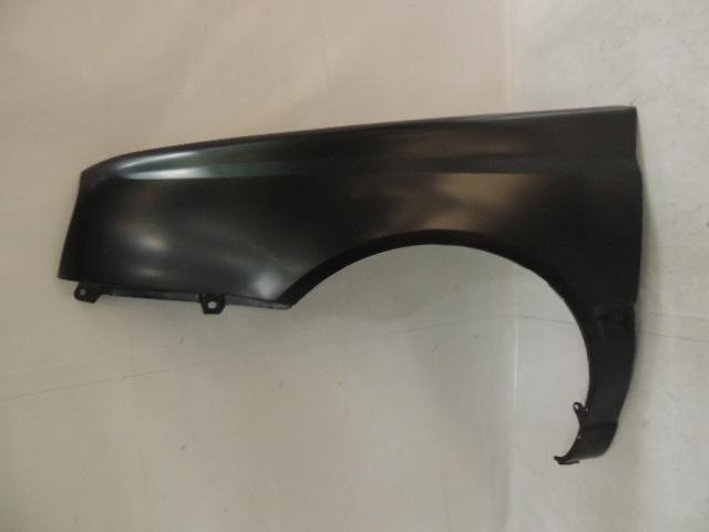 SALPICADERA GOLF/ JETTA A3 92-98 L