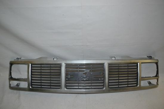 PARRILLA CHEV PU 92-93 CHEYENNE GMC USA