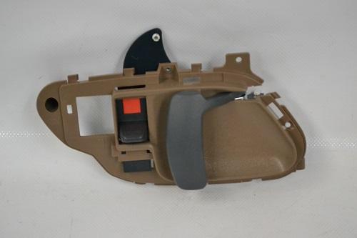 MANIJA INTERIOR CHEV PU/ BALAZER/ CHEYENNE/ CUSTOM/ SIERRA 94-98/ SUBURBAN/ YUKON/ TAHOE/ ESCALADE 95-99/ KODIAK/ HEAVY DUTY 95-06 BEIGE L