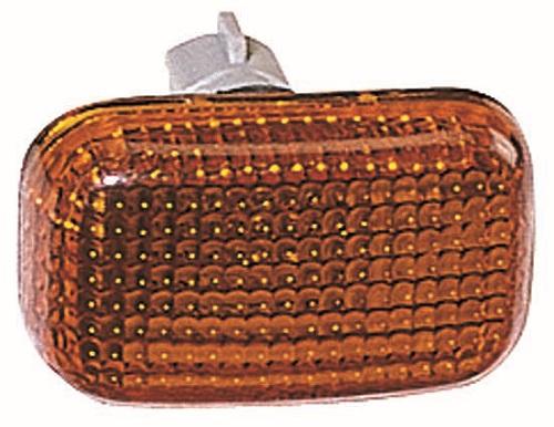 CUARTO LATERAL LUV 97-99 AMBAR L=R