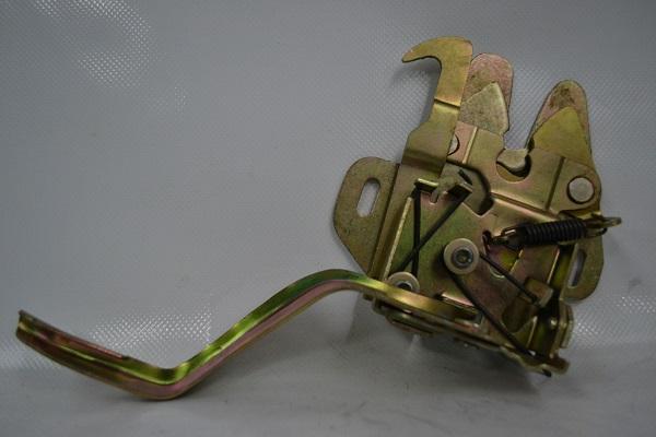 CHAPA COFRE FORD PU 73-79 F600