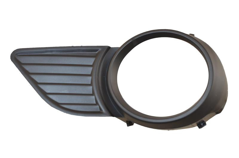 PARRILLA FASCIA SIENNA 11-17 C/HOYO P/FARO NEGRA L