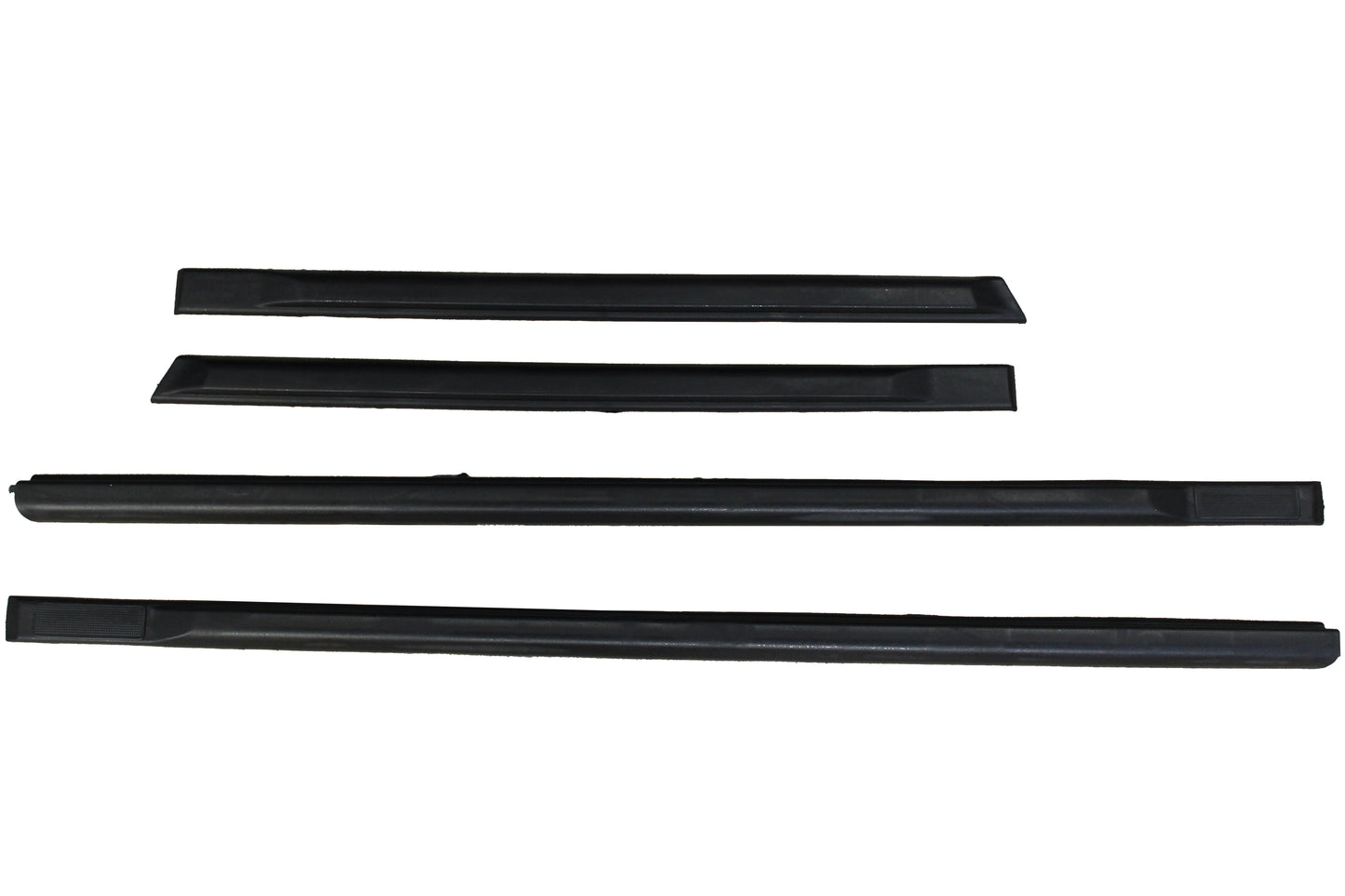 MOLDURA PUERTA JETTA A2 88-90 JUEGO CN