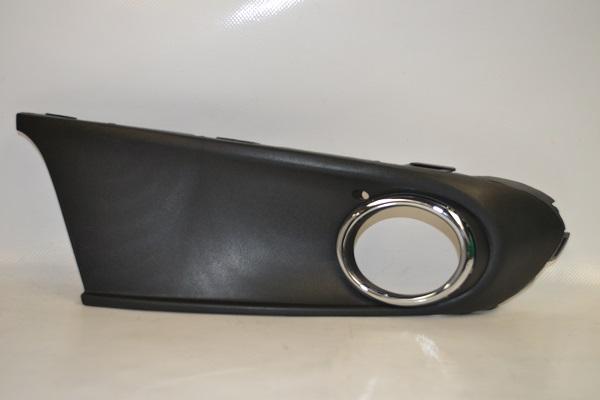 PARRILLA FASCIA VENTO 14-15 C/HOYO P/FARO R CN