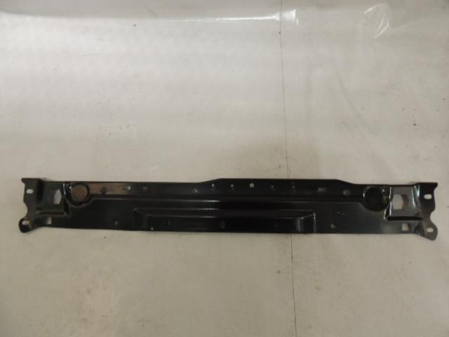 MARCO RADIADOR MERCEDES BENZ CLASE C 08-10 SUP METAL