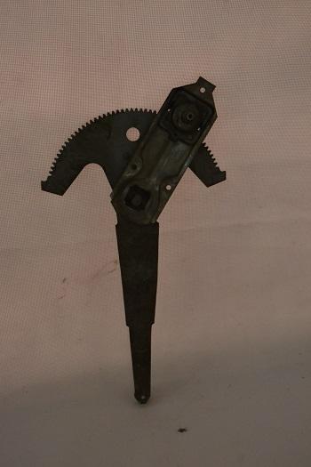 ELEVADOR SPIRIT/ SHADOW 90-95 4P DELANTERO R