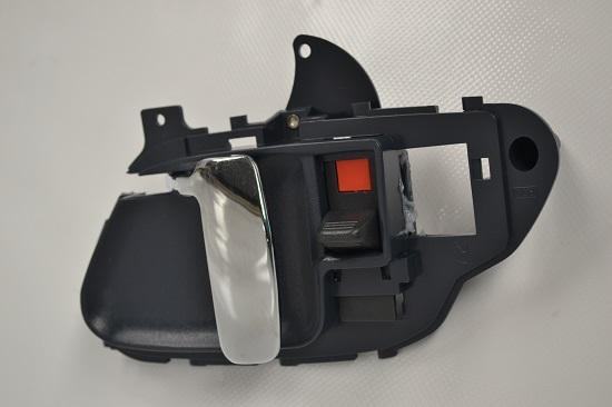 MANIJA INTERIOR CHEV PU/ SUBURBAN/ BLAZER/ YUKON/ TAHOE/ ESCALADE/ CHEYENNE/ CUSTOM/ SIERRA 95-98 AZUL CROMO R