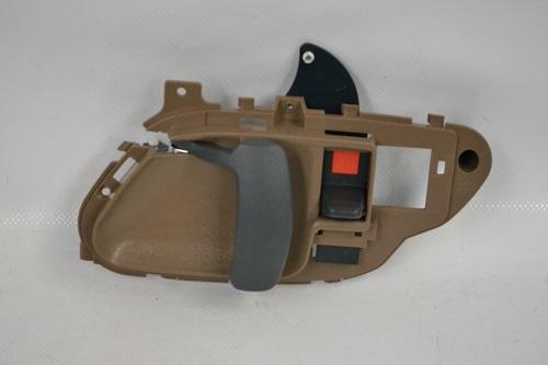 MANIJA INTERIOR CHEV PU/ BALAZER/ CHEYENNE/ CUSTOM/ SIERRA 94-98/ SUBURBAN/ YUKON/ TAHOE/ ESCALADE 95-99/ KODIAK/ HEAVY DUTY 95-06 BEIGE R