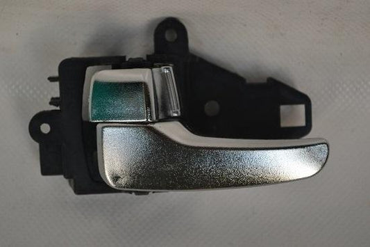 MANIJA INTERIOR L200 08-15/ OUTLANDER 07-11 DEL=TRAS GRIS L CN