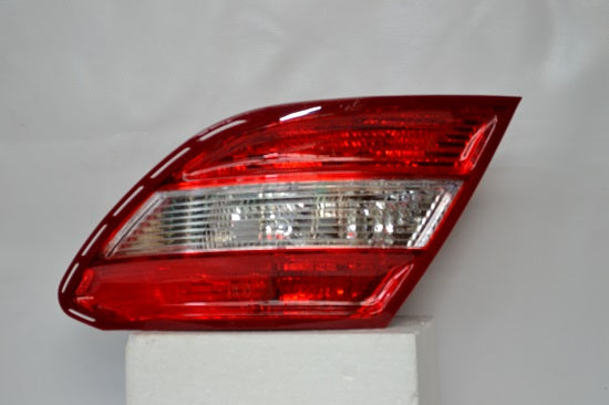 CALAVERA MERCEDES BENZ CLASE C 07-11 BLANCO L