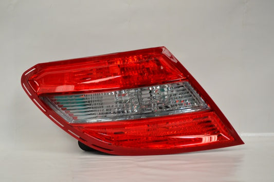 CALAVERA MERCEDES BENZ CLASE C 07-11 OBSCURA L