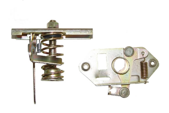 CHAPA Y CONTRA CHAPA COFRE 620 73-80/ 720 81-93