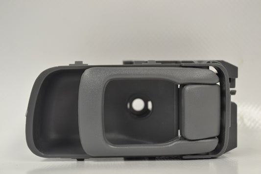 MANIJA INTERIOR NISSAN D22 09-15/ URVAN 02-10/ PATHFINDER 96-04 DEL=TRAS GRIS R