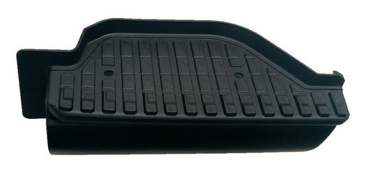 ESCALON DELANTERO URVAN 2007-2012 ( RPC ) LH