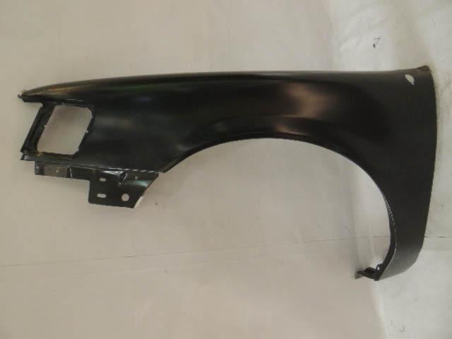 SALPICADERA TAURUS 89-91 L *HA*