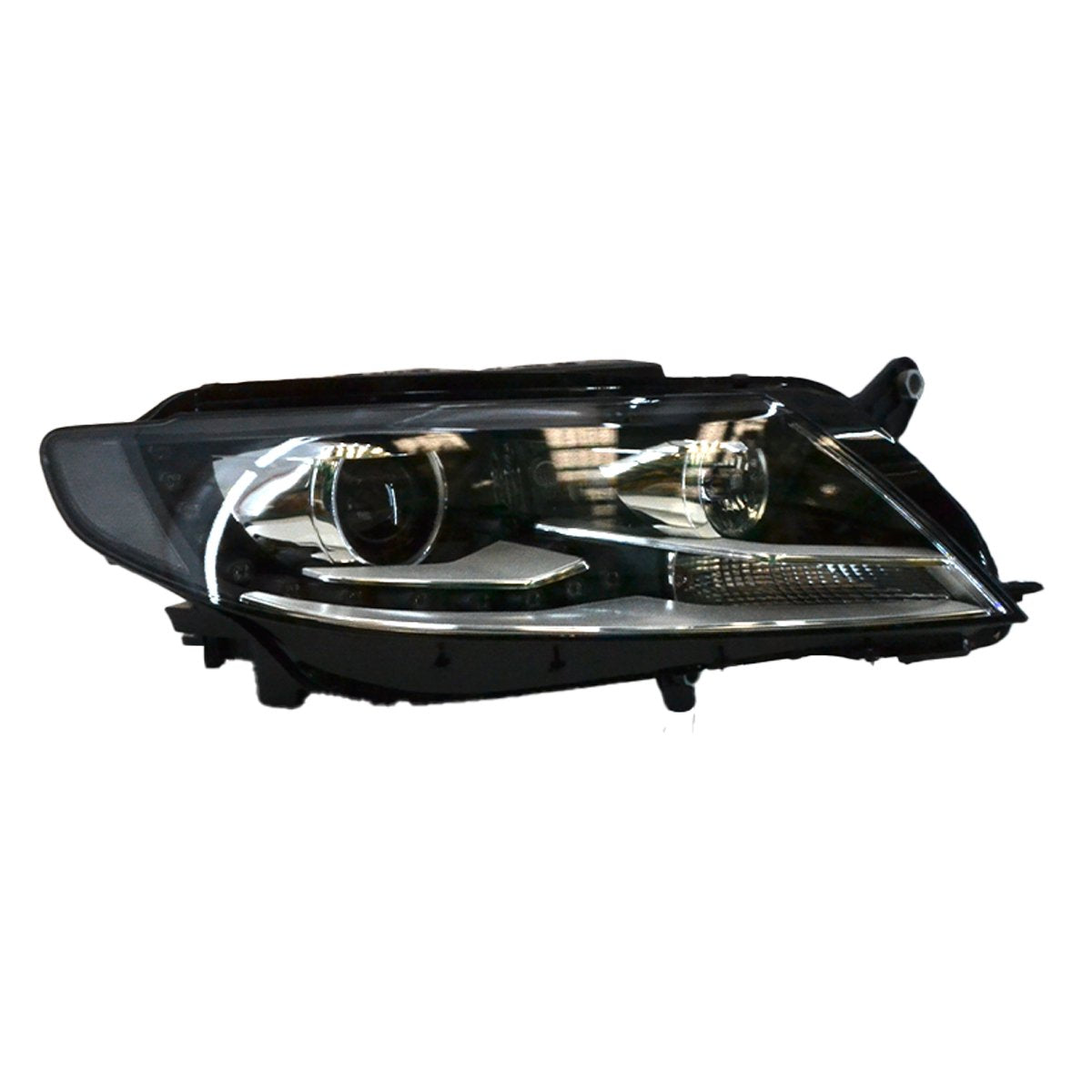 FARO PASSAT CC 13-16 C/LUPA C/LED R CN